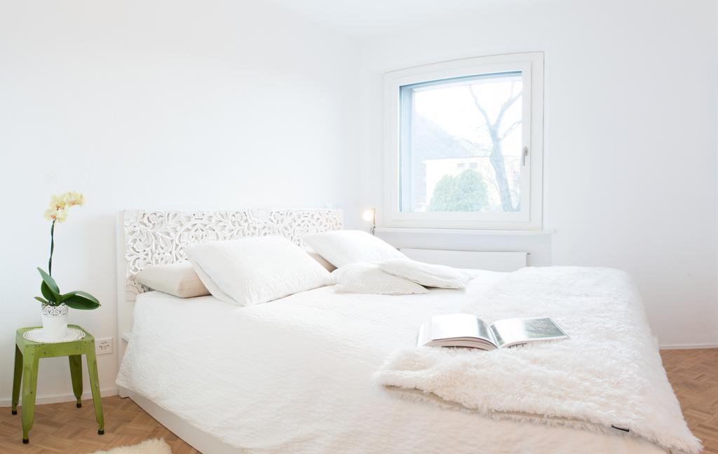 B&B Aura Rossa Quartino ภายนอก รูปภาพ